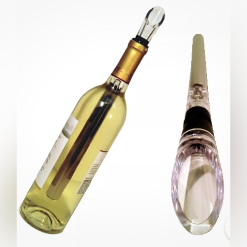 Elegant Wine Chiller Stick with Pourer NWT